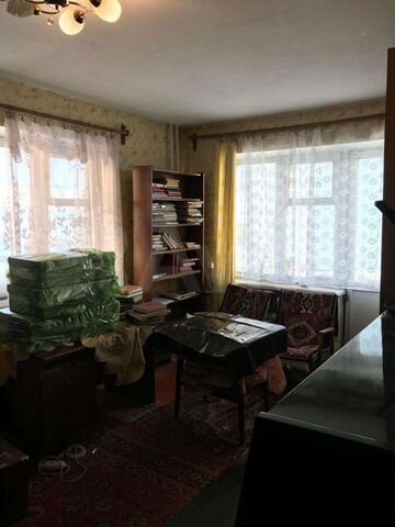 2-к. квартира, 47 м², 3/5 эт.