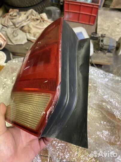 Фонарь задний левый vw polo
