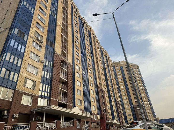 1-к. квартира, 44 м², 14/16 эт.