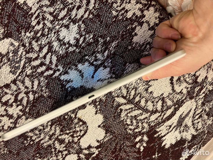 Планшет samsung tab 3 gt p 5200