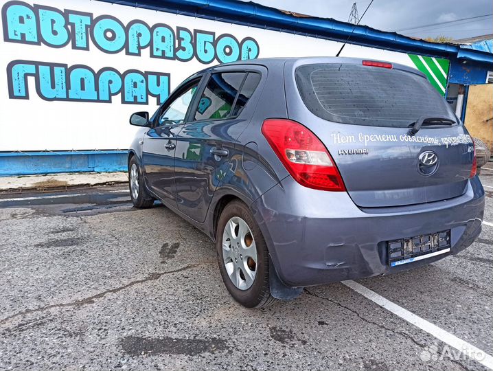 Крышка топливного насоса Hyundai i20 2010 944721J0