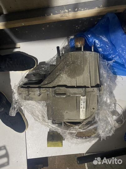 Раздаточная коробка Jeep Grand Cherokee 52105904AD