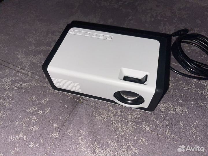 Мини проектор