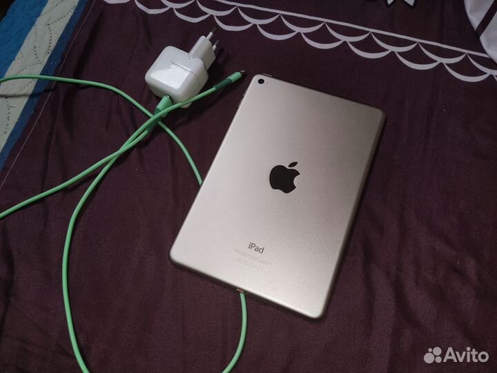 iPad mini 4 128gb Gold