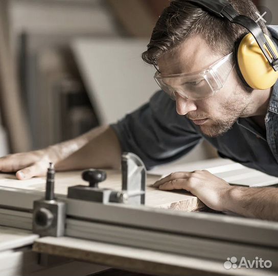 Столяр помощник ученик