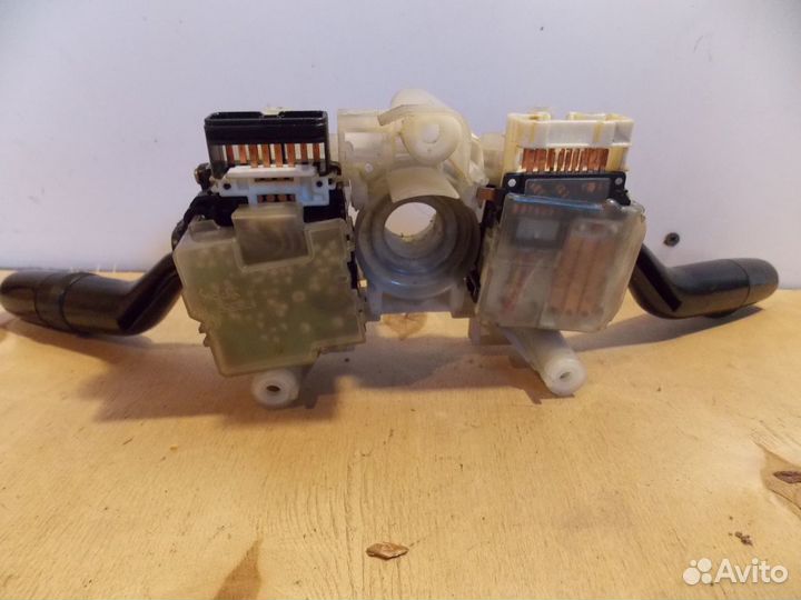 Подрулевой переключатель Mazda Capella GF Универса