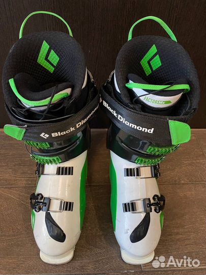Горнолыжные ботинки