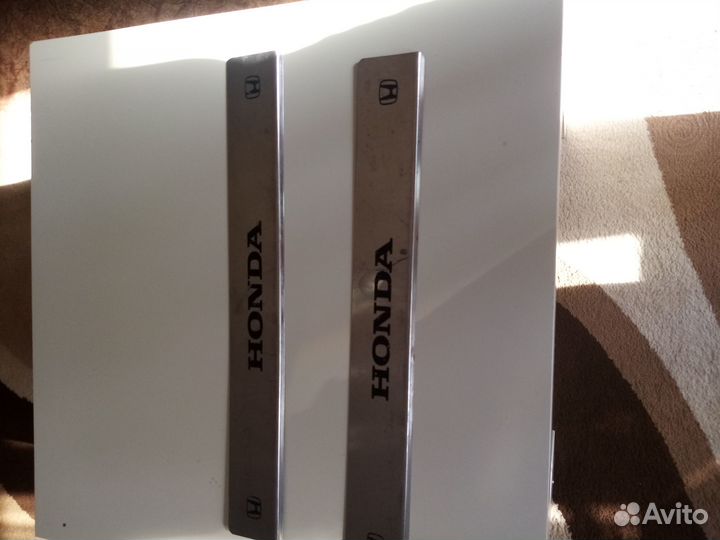 Накладки на порог honda