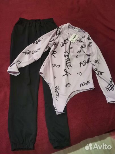 Костюм с боди и штанами