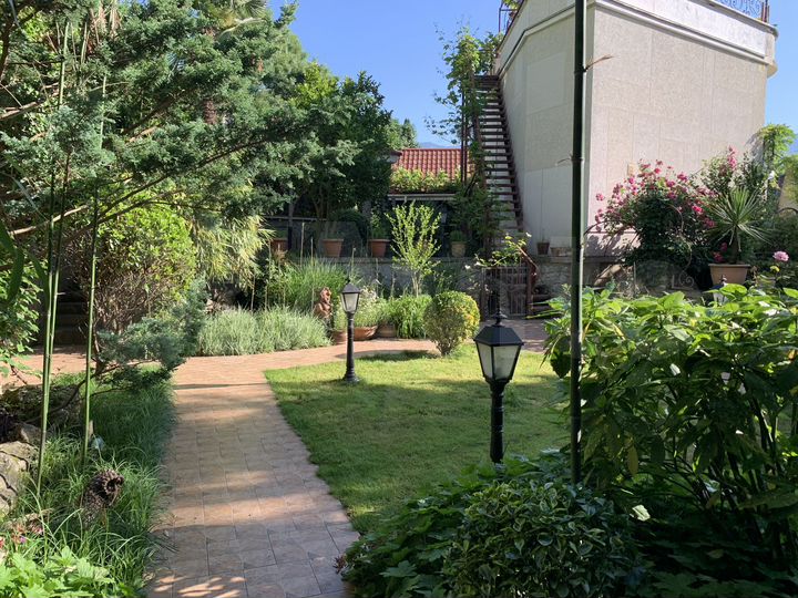 Дом 65 м² на участке 9 сот.