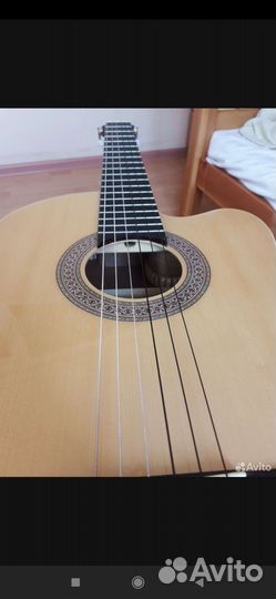 Гитара с подключением