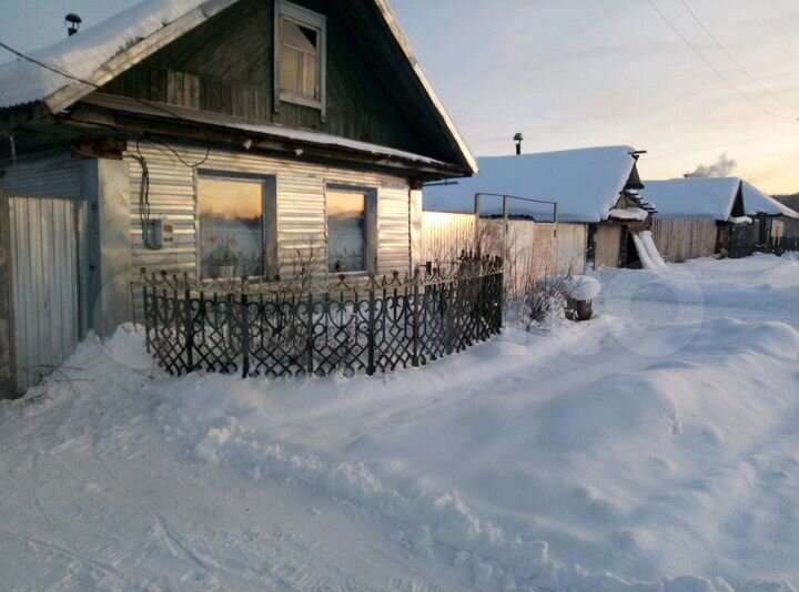 Дом 38 м² на участке 28 сот.