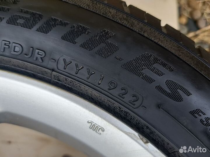 Yokohama Bluearth ES32 225/50 R17 94V