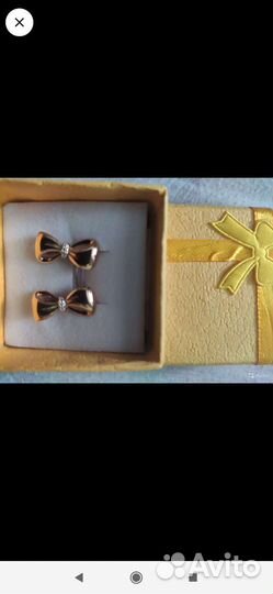 Золотые серьги
