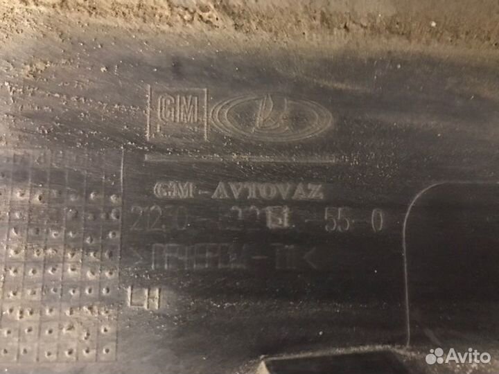 Накладка двери задняя левая Chevrolet Niva 2123