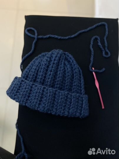 Шапка вязанная ручной работы