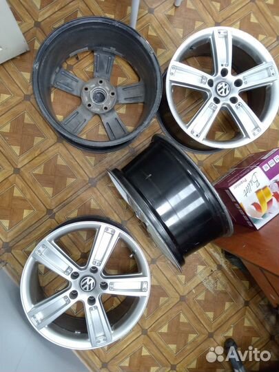Комплект дисков R19 на Фольксваген