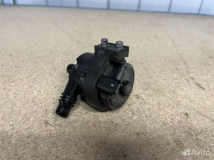 Дополнительная помпа B58B30A BMW F, G-серии