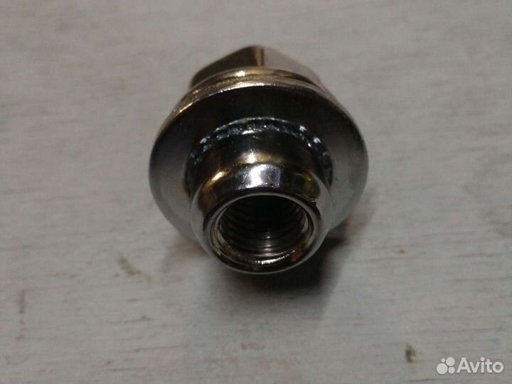 Гайка для колёс