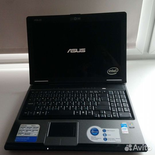 Ноутбук asus