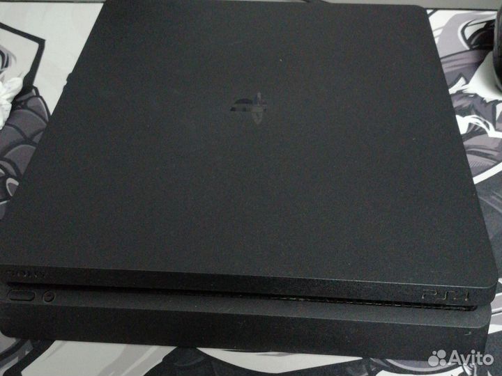 Sony PS4 slim
