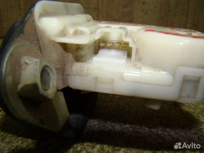 Замок багажника Subaru Forester 3 (SH)