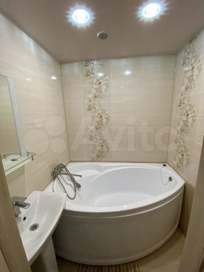2-к. квартира, 50 м², 2/5 эт.