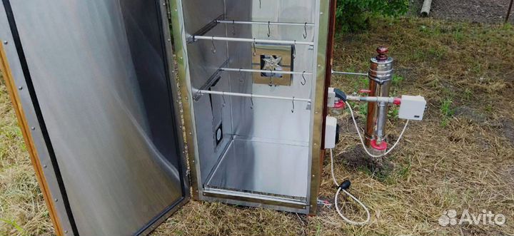 Коптильный шкаф