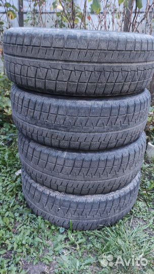 Bridgestone Blizzak Revo GZ 225/60 R17 99