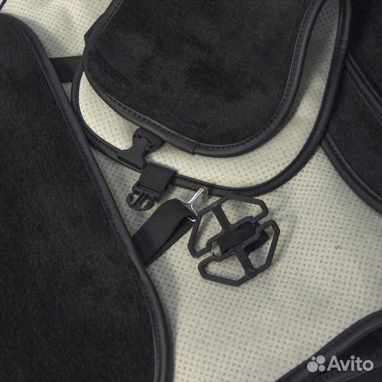 Меховые накидки на передние сиденья автомобиля