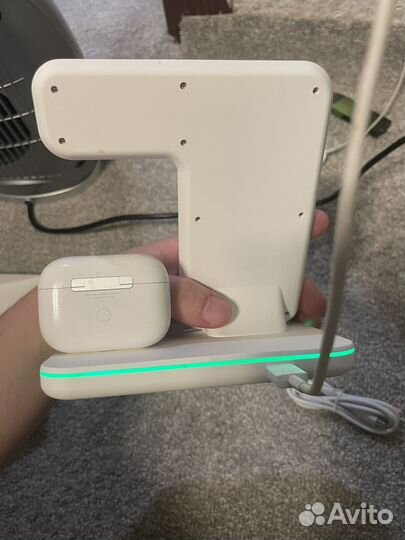 Беспроводная зарядка 3 в 1 для apple