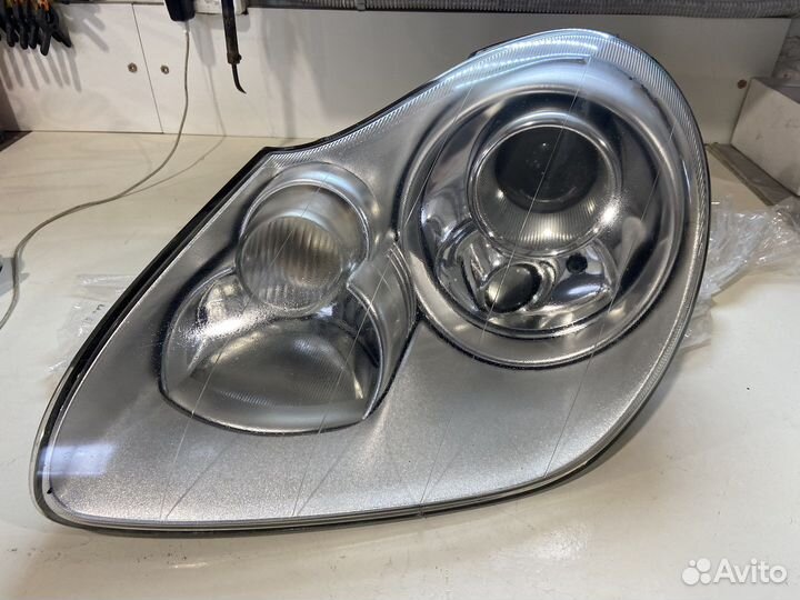 Фара левая porsche cayenne 955