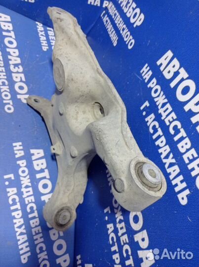 Рычаг задний нижний правый Bmw E65 седан 2003