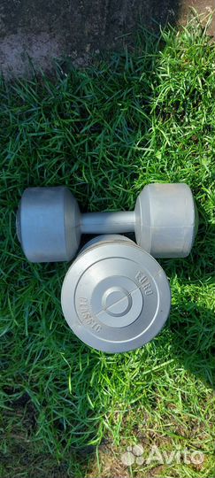 Набор гантелей