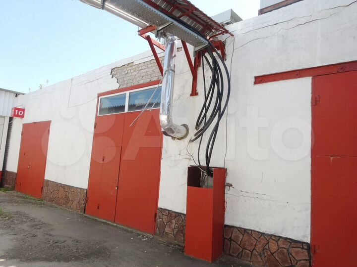 Здание 710.1 м² + Участок 871 м²