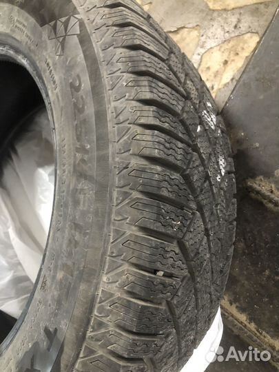 Continental ContiVikingContact 7 225/65 R17