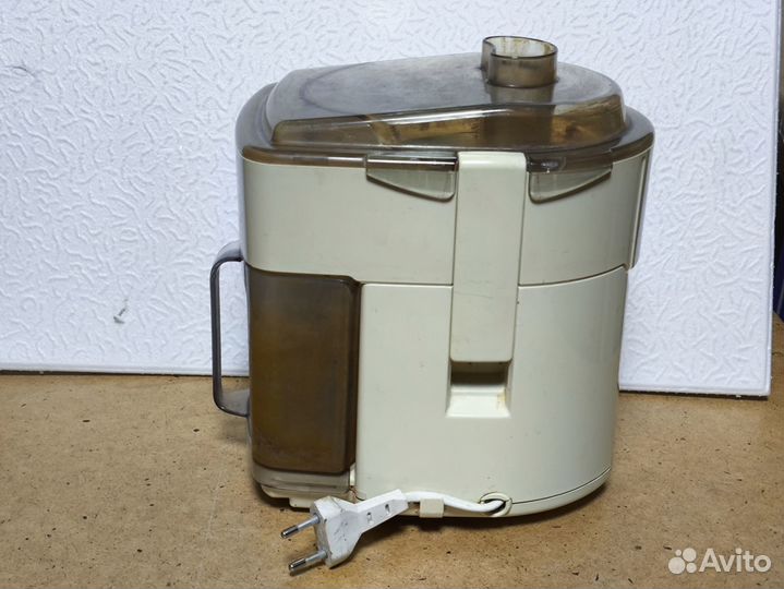 Соковыжималка Moulinex Junior