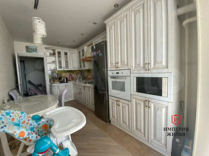 2-к. квартира, 49 м², 2/9 эт.