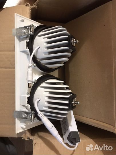 Светильник потолочный встраиваемый