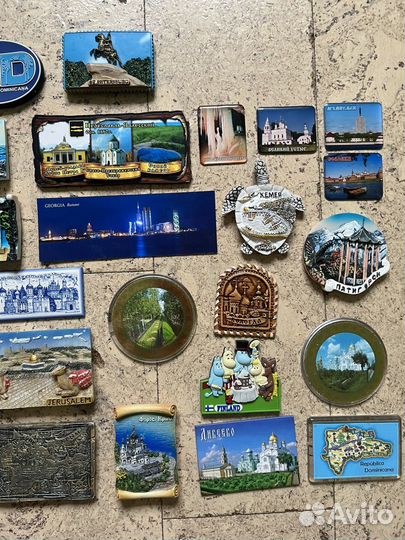 Магниты на холодильник из разных стран и городов