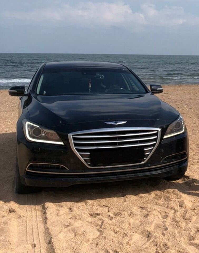 Hyundai Genesis: фото из отзыва