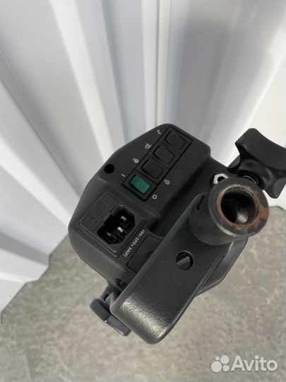 Студийная вспышка Bowens BW2066 Esprit 1000