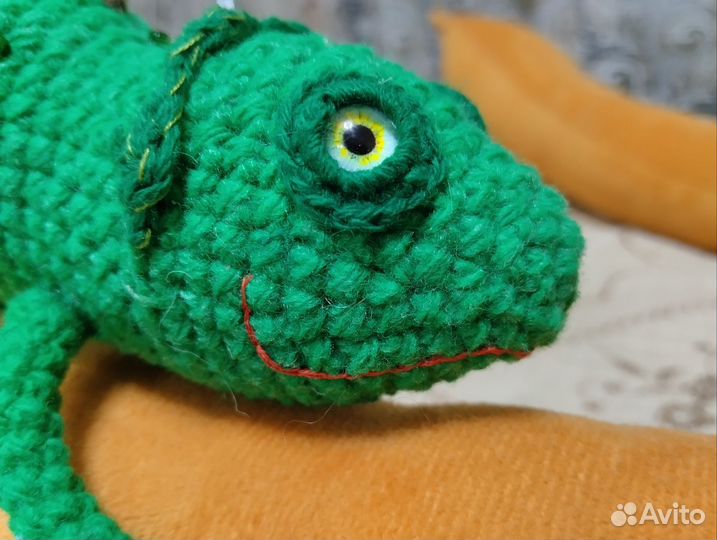 Хамелеон игрушка
