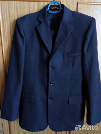 Школьный костюм