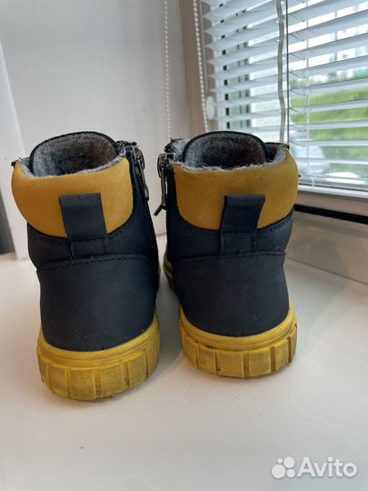 Ботинки демисезонные для мальчика 26 р Котофей