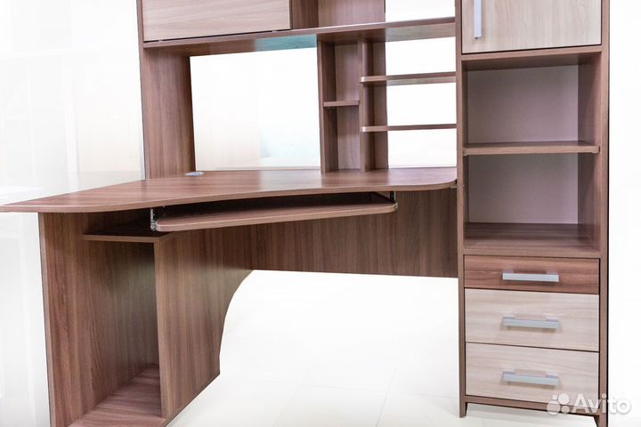 Стол компьютерный 6. Шимо