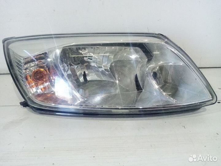 Фара правая LADA Granta