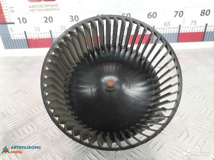 Моторчик печки Opel Vectra C 2004 13250120