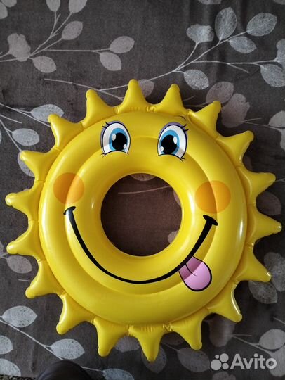 Детский надувной плавательный круг