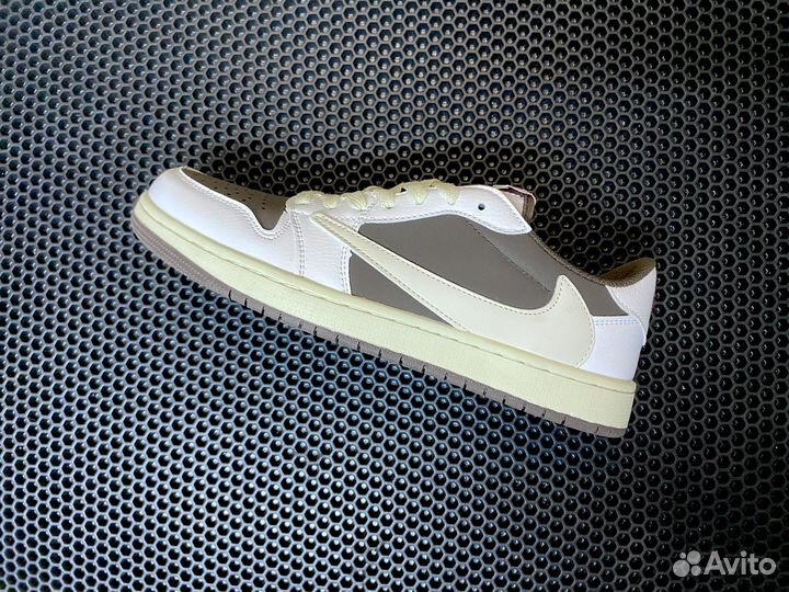 Кроссовки оптом nike